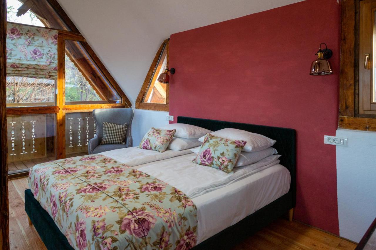 Casele Cu Stuf B&B Haus Ulrike Sălicea Εξωτερικό φωτογραφία
