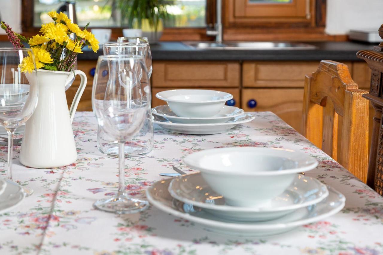 Casele Cu Stuf B&B Haus Ulrike Sălicea Εξωτερικό φωτογραφία