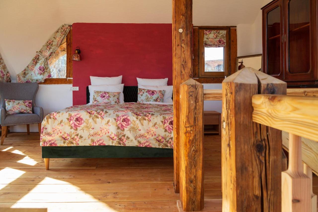 Casele Cu Stuf B&B Haus Ulrike Sălicea Εξωτερικό φωτογραφία